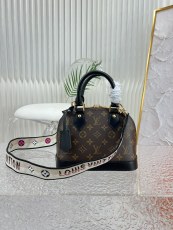 L*ouis V*uitton Top Bag   23.5*17.5*11.5cm