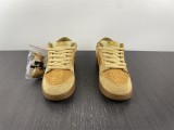 SB Dunk Low  883232-700
