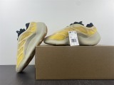 Y*eezy Boost 700 V3 HP5425