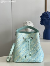 L*ouis V*uitton Top Bag   20*20*13cm