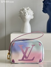 L*ouis V*uitton Top Bag   11*8*4CM