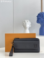L*ouis V*uitton Top Bag   20*11*2.5CM