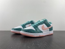 N*ike Dunk Low Snake Skin  DR8577-300