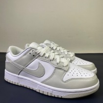 N*ike Dunk Low WMNS “Photon Dust” DD1503-103