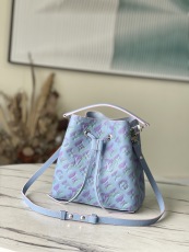 L*ouis V*uitton Top Bag   20*20*13cm