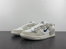 N*ike Dunk Low