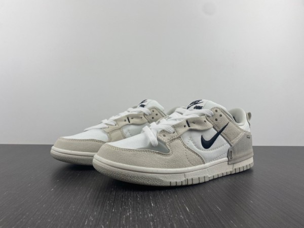 N*ike Dunk Low
