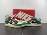 N*ike Dunk Low