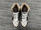 Air Jordan 1 L*V Top Sneakers