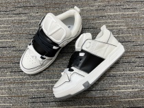 Men Women 𝑉*𝐴𝐿𝐸𝑁𝑇𝐼𝑁𝑂 Top Sneakers