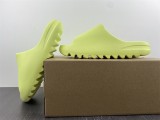 Y*eezy Slide HQ6447