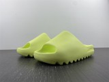 Y*eezy Slide HQ6447