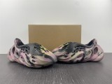 Y*eezy Foam Runner