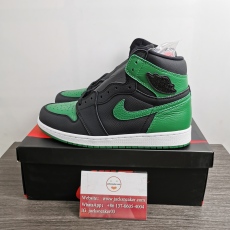 Air Jordan 1 Retro High OG Pine Green 555088-030
