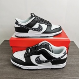 N*ike Dunk Low WMNS “Black Paisley” DH4401-100