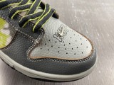N*ike SB Dunk Low