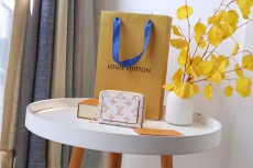 L*ouis V*uitton  Bag Top Quality 11.5*8.5*2.2CM