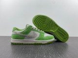 Dunk Low  Safari Swoosh  DR0156-300