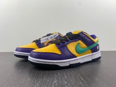 N*ike SB Dunk Low DO9581-500