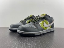 N*ike SB Dunk Low