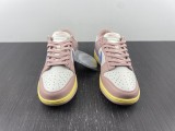 N*ike SB Dunk Low