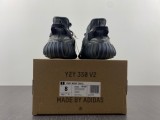 Y*eezy Boost 350 V2 ID4811