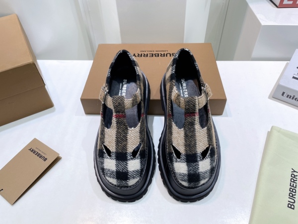 Women B*urberry Top Sneaker