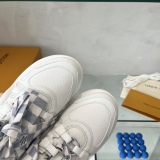 Women L*ouis V*uitton Archlight Top Quality Sneaker