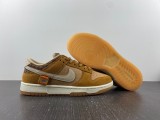 N*ike SB DUNK LOW