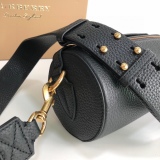B*urberry  Bag Top Quality 21*11*11CM