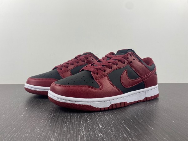 N*ike Dunk Low DN1431-002