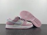 N*ike SB Dunk Low DV3054-600