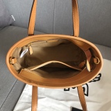 M*CM Bag Top Quality  18.5*19*9.5CM