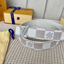 L*ouis V*uitton Belts Top Quality 40MM
