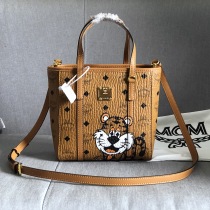 M*CM Bag Top Quality  18.5*19*9.5CM