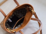 M*CM Bag Top Quality  18.5*19*9.5CM