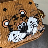 M*CM Bag Top Quality  22*15*9CM