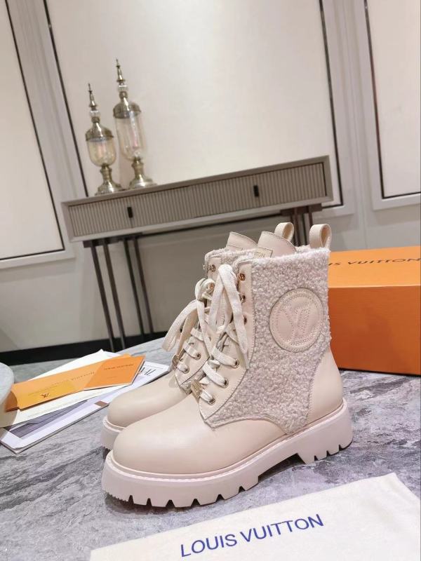 Women L*ouis V*uitton Top Sneakers