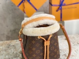 L*ouis V*uitton Bag Top Quality  20*20*13CM