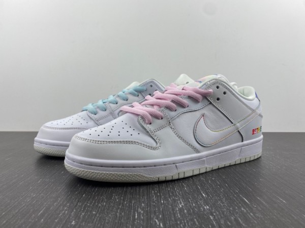 N*ike SB Dunk Low DR4876-100