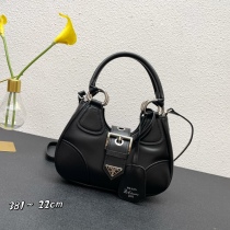 P*rada Bag Top Quality 16*7.5*22.5CM