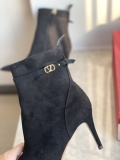 Women 𝑉*𝐴𝐿𝐸𝑁𝑇𝐼𝑁𝑂 Top Sneakers