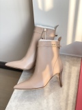 Women 𝑉*𝐴𝐿𝐸𝑁𝑇𝐼𝑁𝑂 Top Sneakers