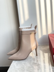 Women 𝑉*𝐴𝐿𝐸𝑁𝑇𝐼𝑁𝑂 Top Sneakers