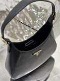 P*rada Bag Top Quality  27*20*7CM