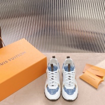 Women L*ouis V*uitton Top Sneakers