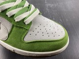N*ike Dunk Low SE 85  DO9457-100