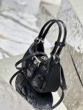 P*rada Top Bag  22.5*16*7.5CM