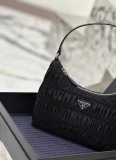 P*rada Top Bag  22*18*6CM