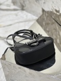 P*rada Top Bag  22.5*16*7.5CM